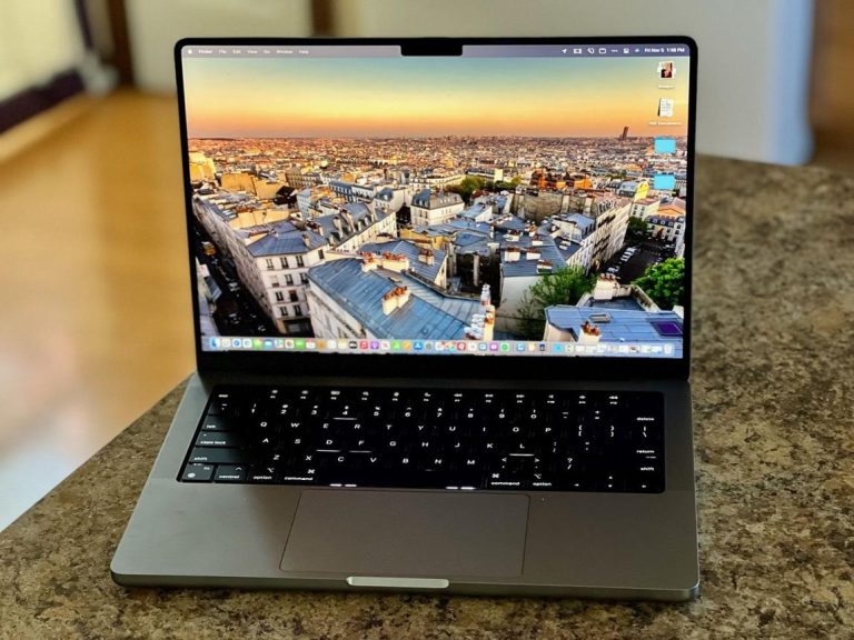 Apple MacBook Pro 14-inch (2021) A2442 M1 Pro 16GB RAM